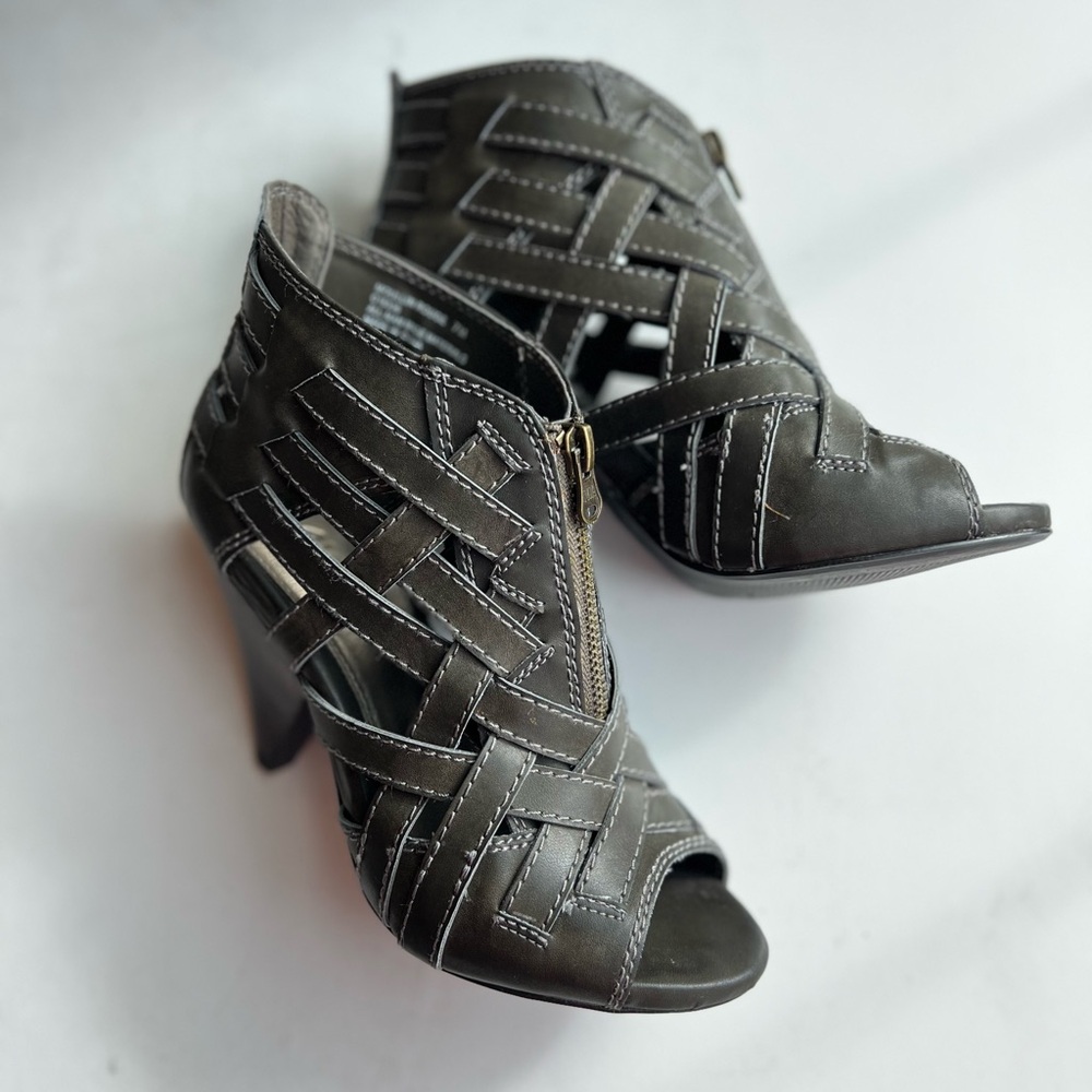 MIA Wooden Peep Toe Heel